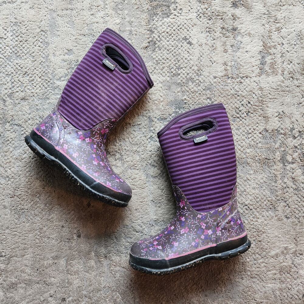 Bogs Boots Classic Flowers Size 3 Kids Purple Waterproof Rain Snow Boots Girls